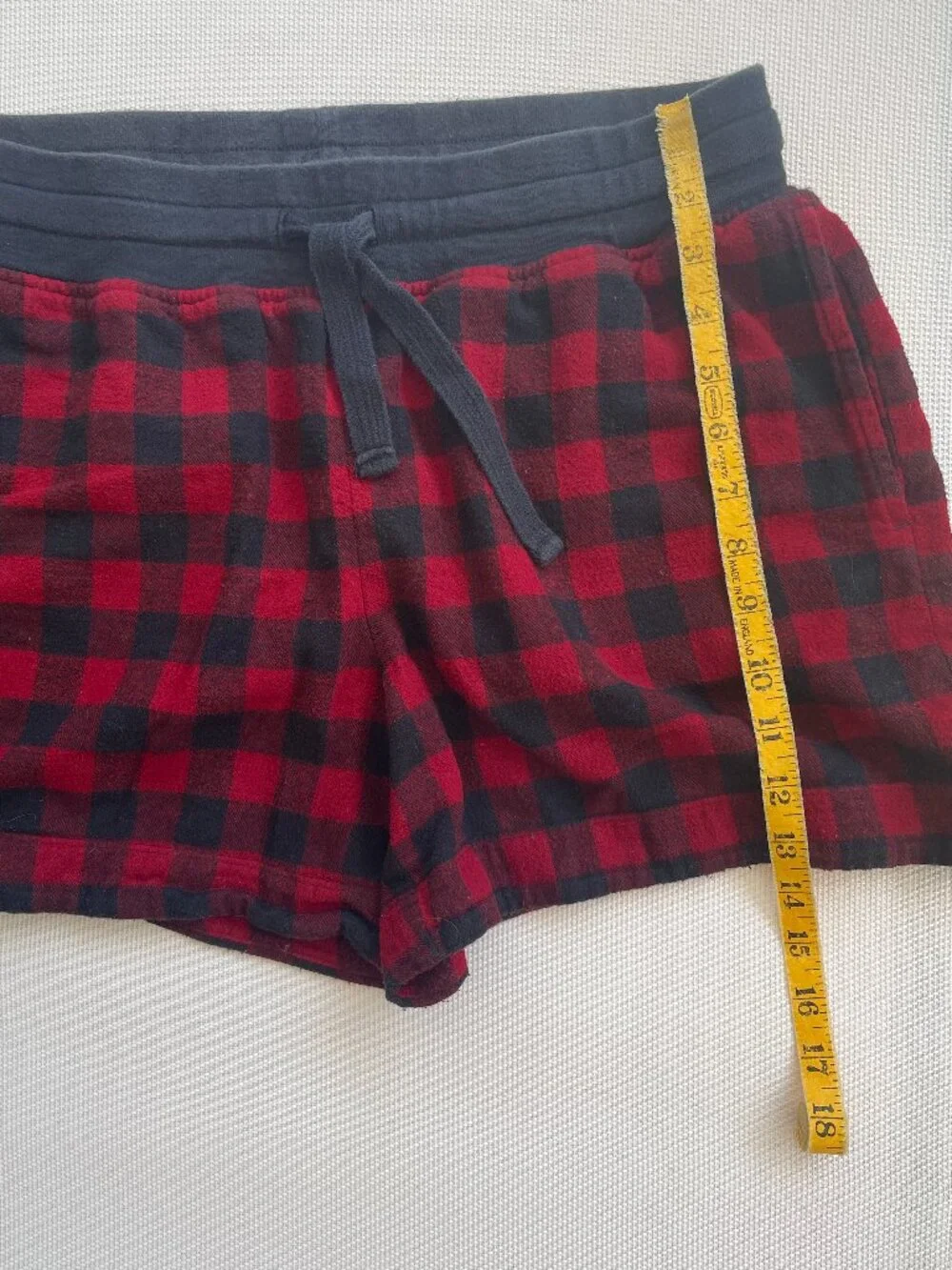 LLBEAN Buffalo Plaid Flannel Pajama Sleep Shorts, Med.